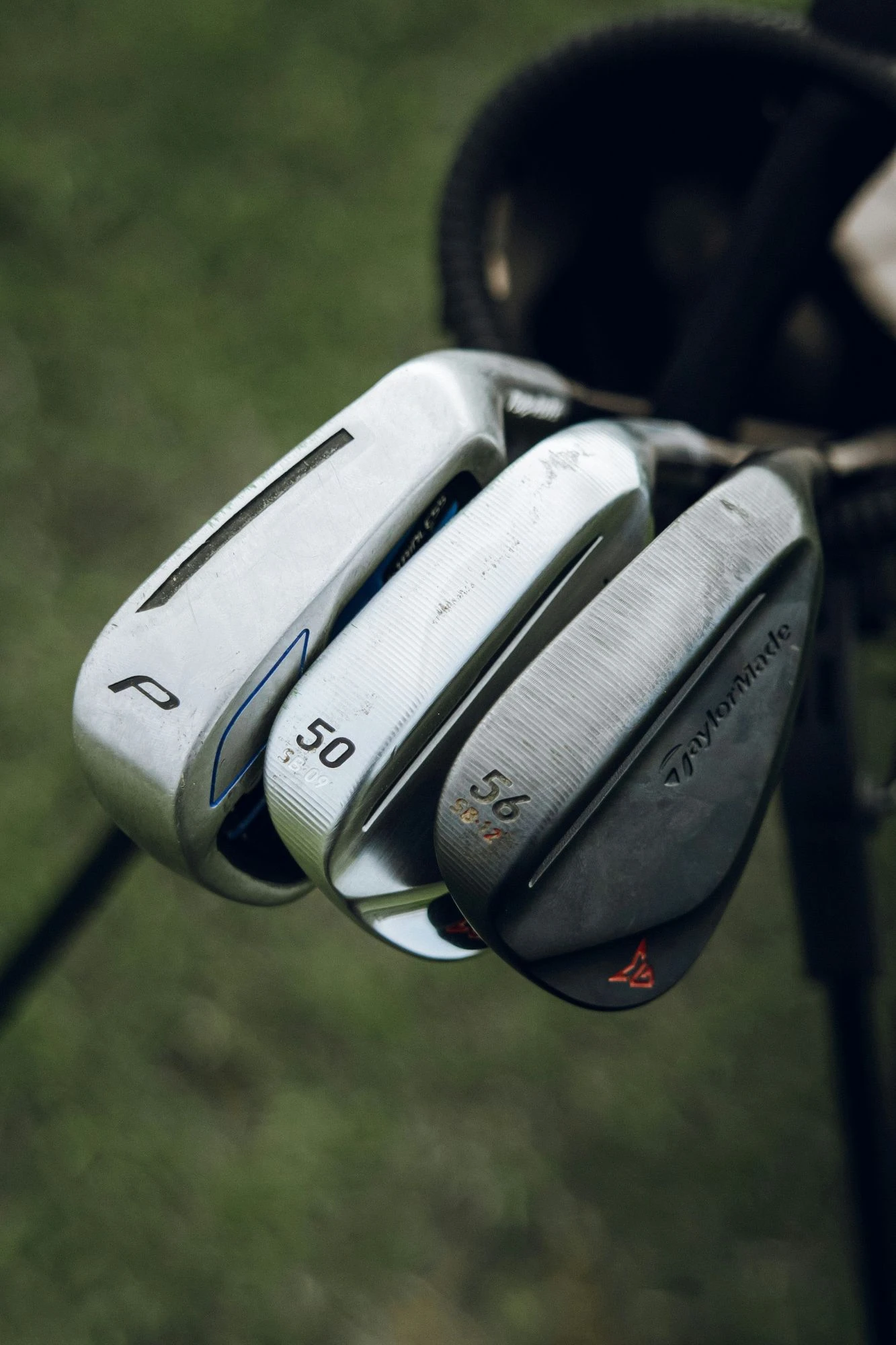 banner-wedges